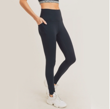 Load image into Gallery viewer, Solid High-waist Leggings
